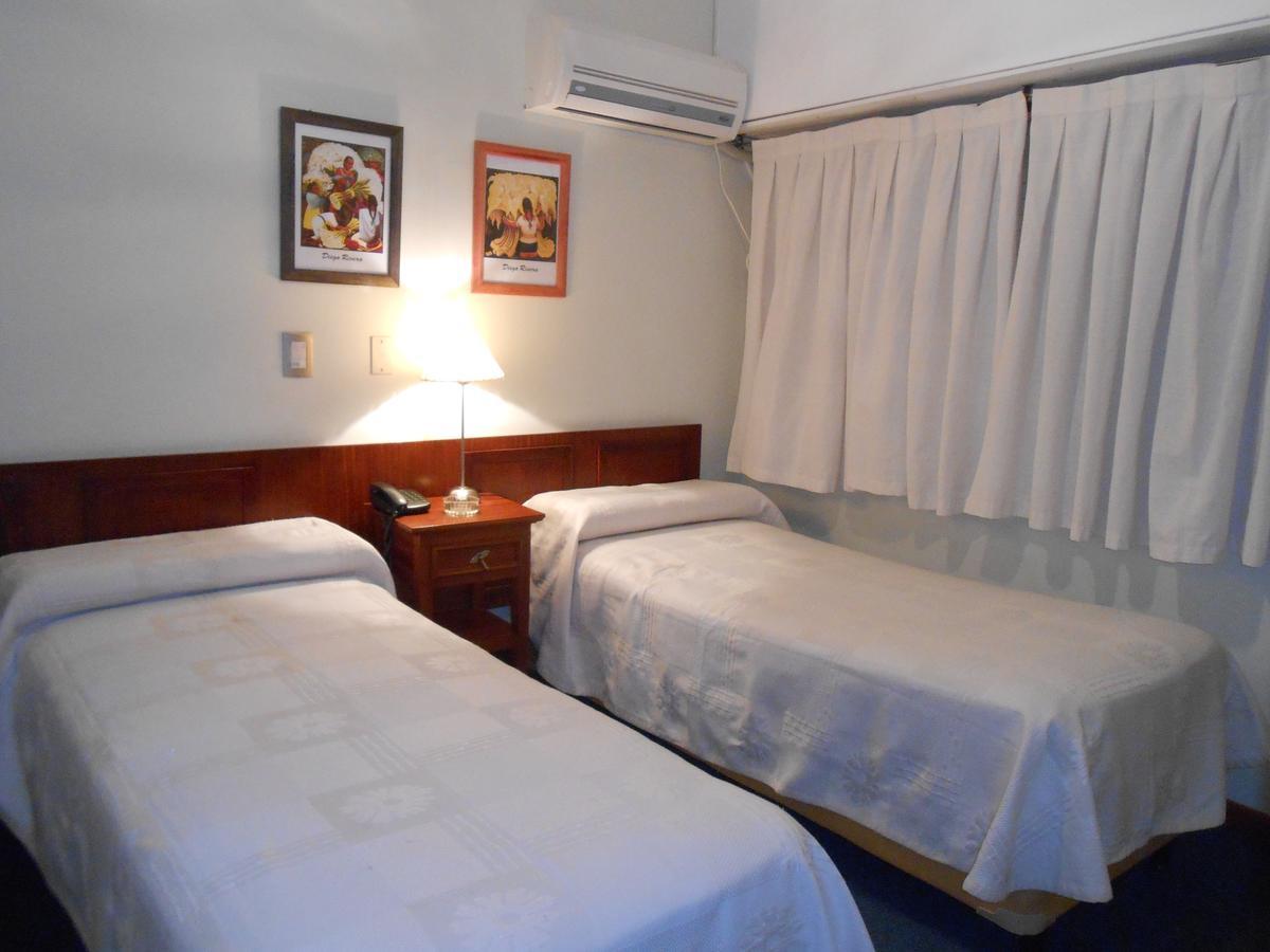 Hotel Monterrey Termas de Río Hondo Zewnętrze zdjęcie